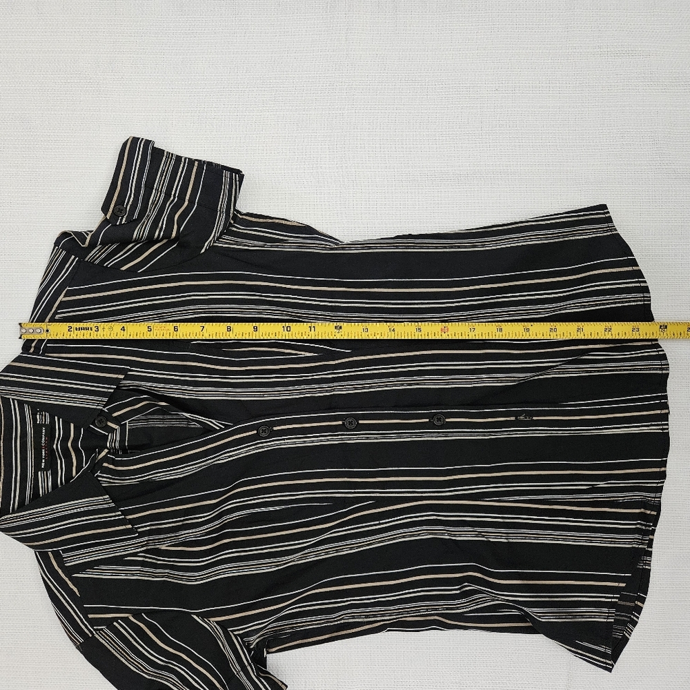 Womens‎ Button Down Striped shirt - Picture 7 of 8